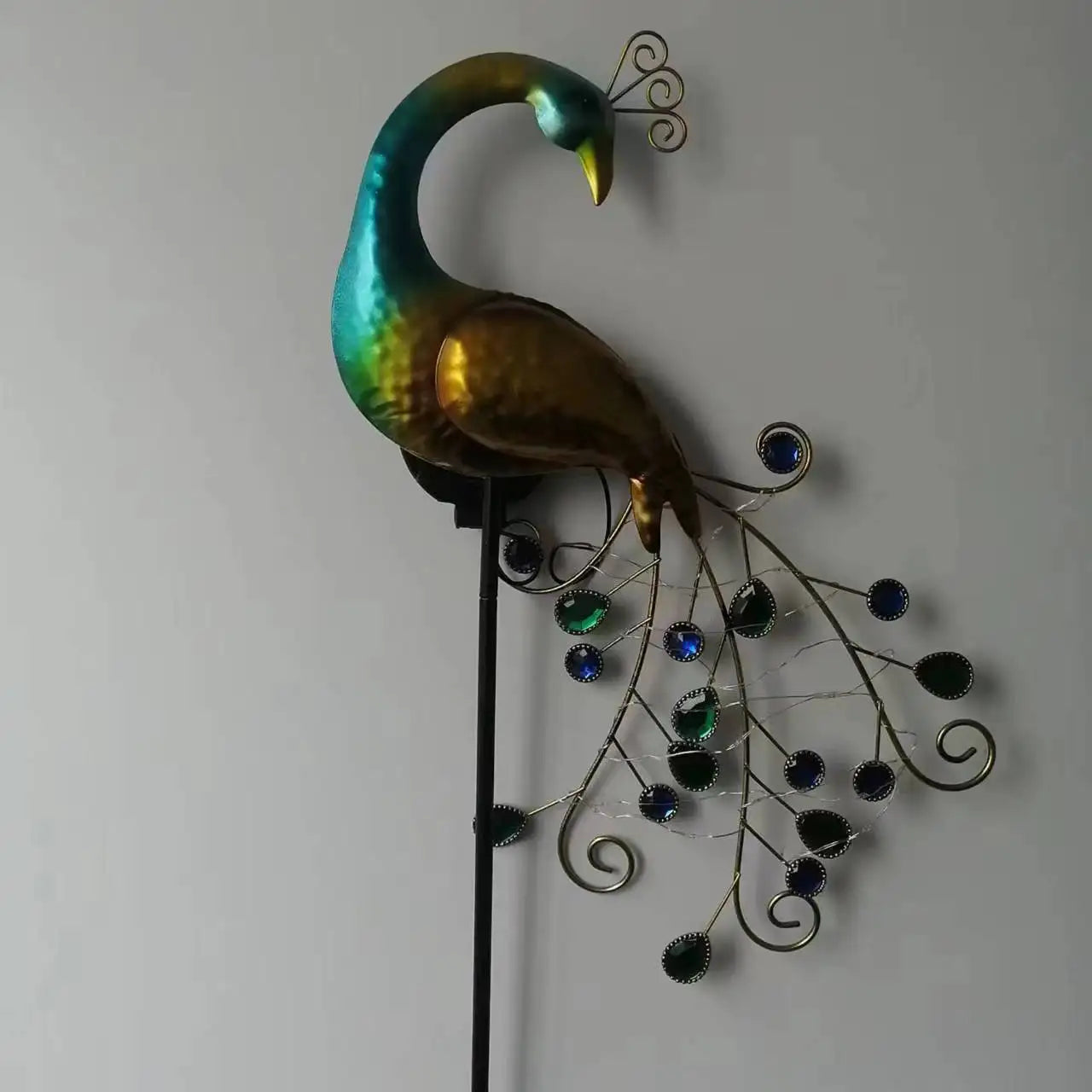 LumiPeacock Glow